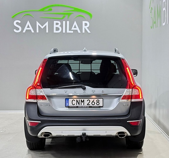 Volvo XC70 8 of 22