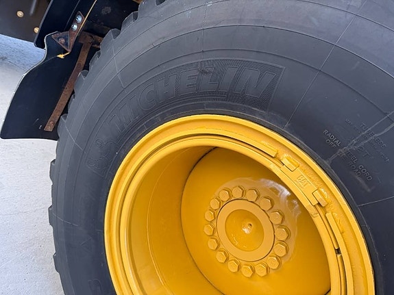 CAT 926M 10 of 14