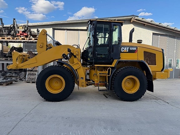 CAT 926M
