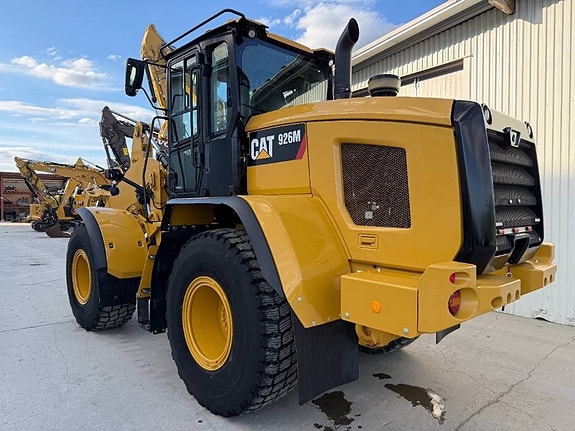 CAT 926M 2 of 14