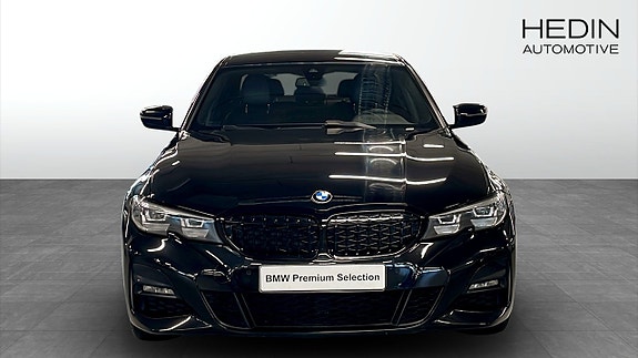 BMW 330e 8 of 12