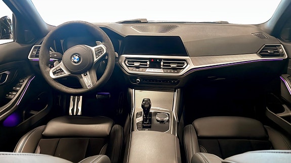 BMW 330e 4 of 12