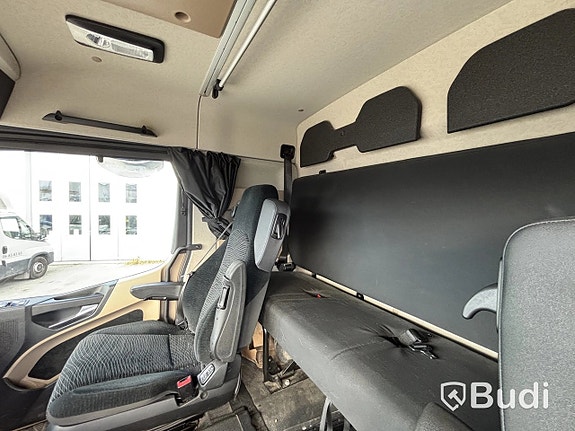 Lastbil Mercedes-Benz Actros 1836 10.7 PowerS... via auktion 26 of 27