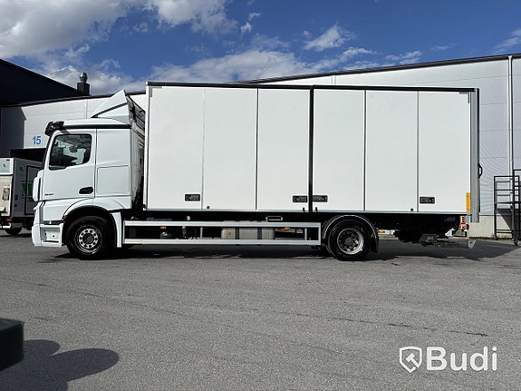 Lastbil Mercedes-Benz Actros 1836 10.7 PowerS... via auktion 3 of 27