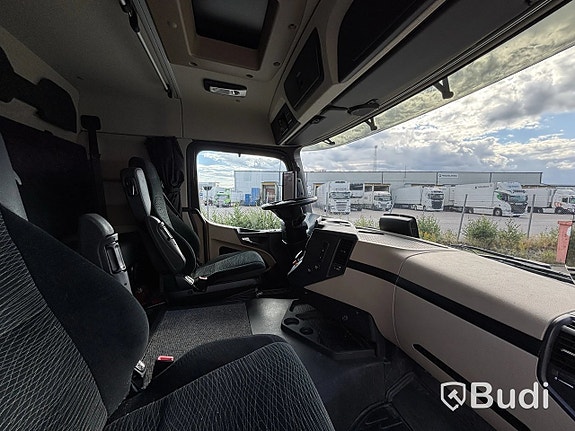 Lastbil Mercedes-Benz Actros 1836 10.7 PowerS... via auktion 27 of 27