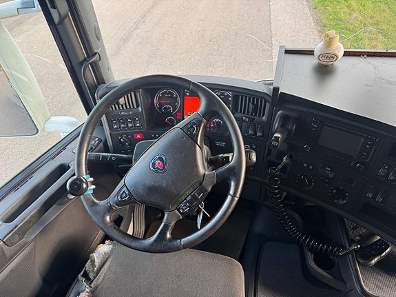 Scania R 450LB6X2MNB 11 of 12