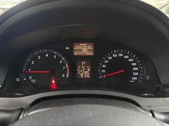 Toyota Avensis 14 of 14