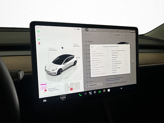 Tesla Model 3 21 of 30
