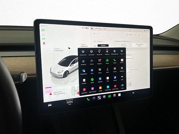 Tesla Model 3 23 of 30
