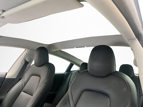Tesla Model 3 17 of 30