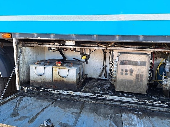 VAK OY Trailer Van Fully Insulated Standard 6 of 14