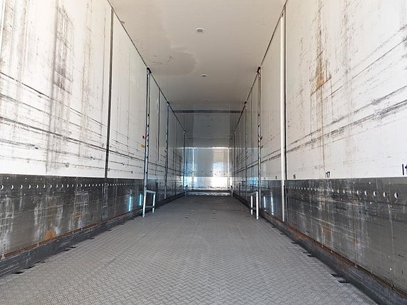 VAK OY Trailer Van Fully Insulated Standard 3 of 14