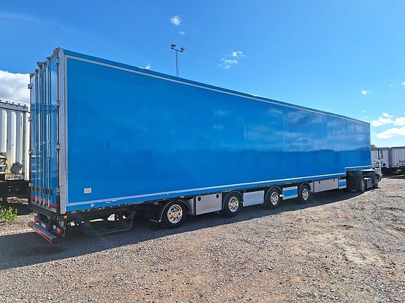 VAK OY Trailer Van Fully Insulated Standard 9 of 14