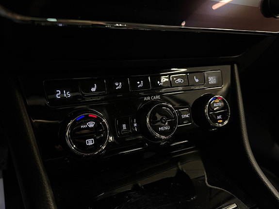 Skoda Superb 17 of 23