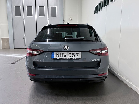 Skoda Superb 22 of 23