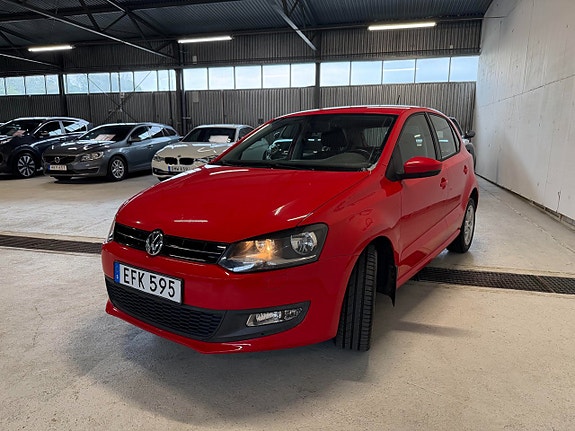 Volkswagen Polo 2 of 18