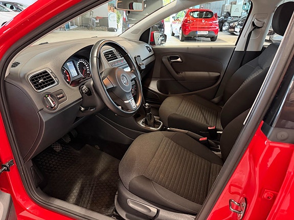 Volkswagen Polo 12 of 18
