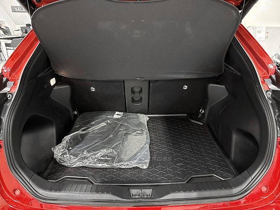 Toyota Yaris Cross 14 of 17
