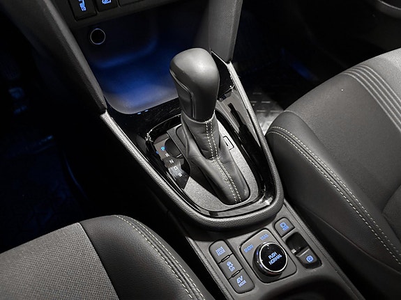 Toyota Yaris Cross 12 of 17
