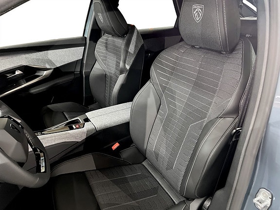Peugeot 3008 6 of 9