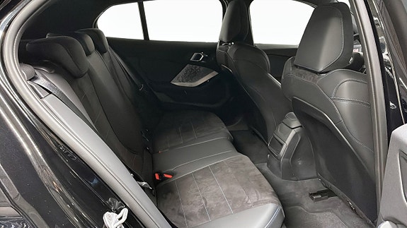 BMW 120 5 of 9
