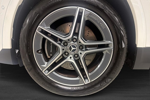 Mercedes-Benz GLA250 24 of 24