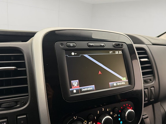 Renault Trafic 24 of 30