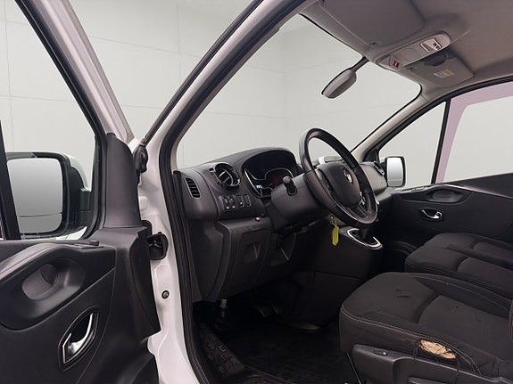 Renault Trafic 15 of 30