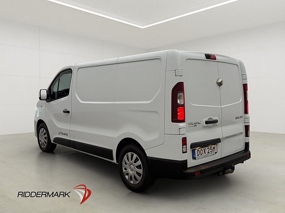 Renault Trafic 7 of 30