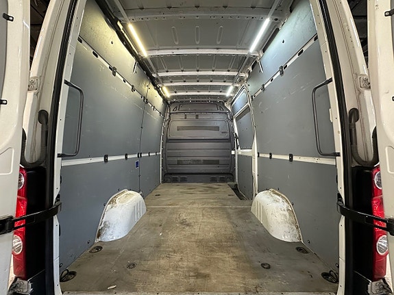 Volkswagen Crafter 35 4 of 16