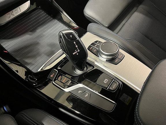 BMW X3 15 of 21