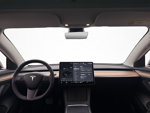 Tesla Model 3 14 of 30
