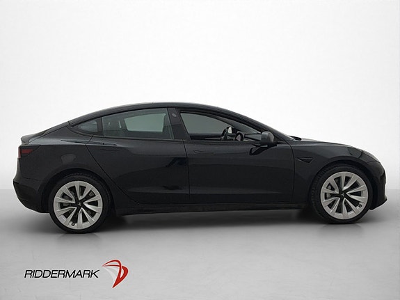 Tesla Model 3 10 of 30