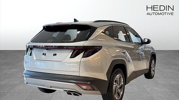 Hyundai Tucson 2 of 9