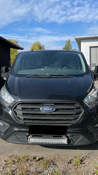 Ford Transit Custom 2 of 4