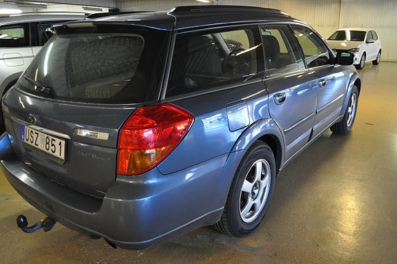 Subaru Outback 5 of 11