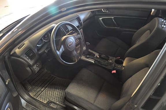 Subaru Outback 9 of 11