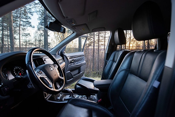 Mitsubishi Outlander 12 of 17
