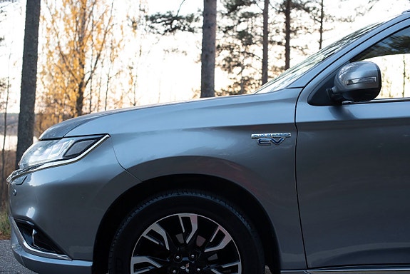 Mitsubishi Outlander 5 of 17