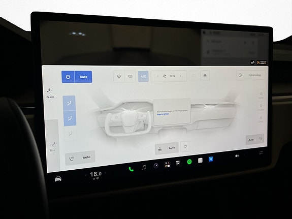 Tesla Model X 28 of 30