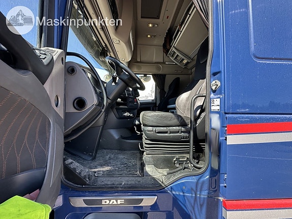 DAF FAS XF 530Z skåpbil 10 of 27