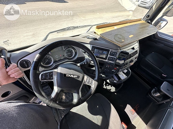 DAF FAS XF 530Z skåpbil 20 of 27