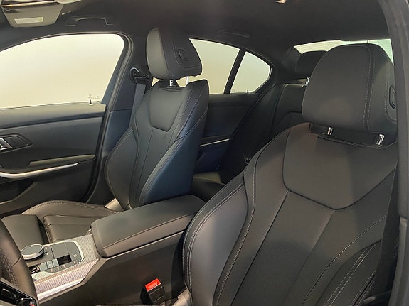 BMW 330e 4 of 12