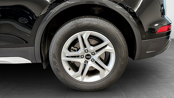 Audi Q5 7 of 19
