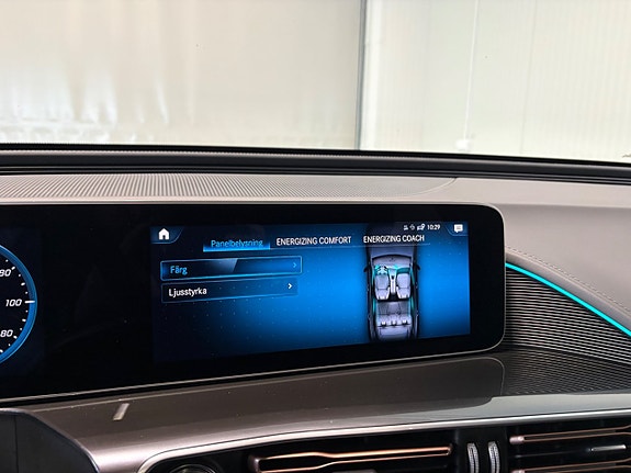 Mercedes-Benz EQC400 20 of 27
