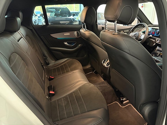 Mercedes-Benz EQC400 25 of 27