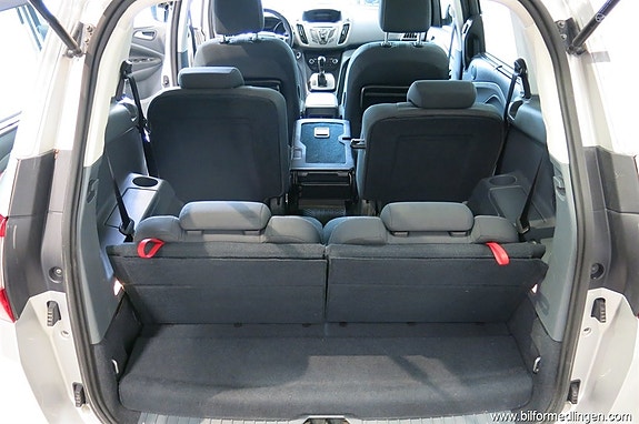Ford C-Max 13 of 18