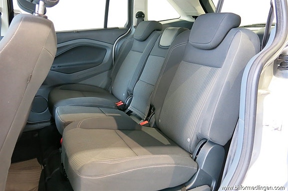 Ford C-Max 11 of 18
