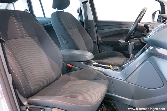 Ford C-Max 8 of 18