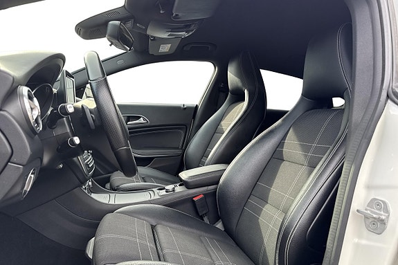 Mercedes-Benz CLA220 d 10 of 16